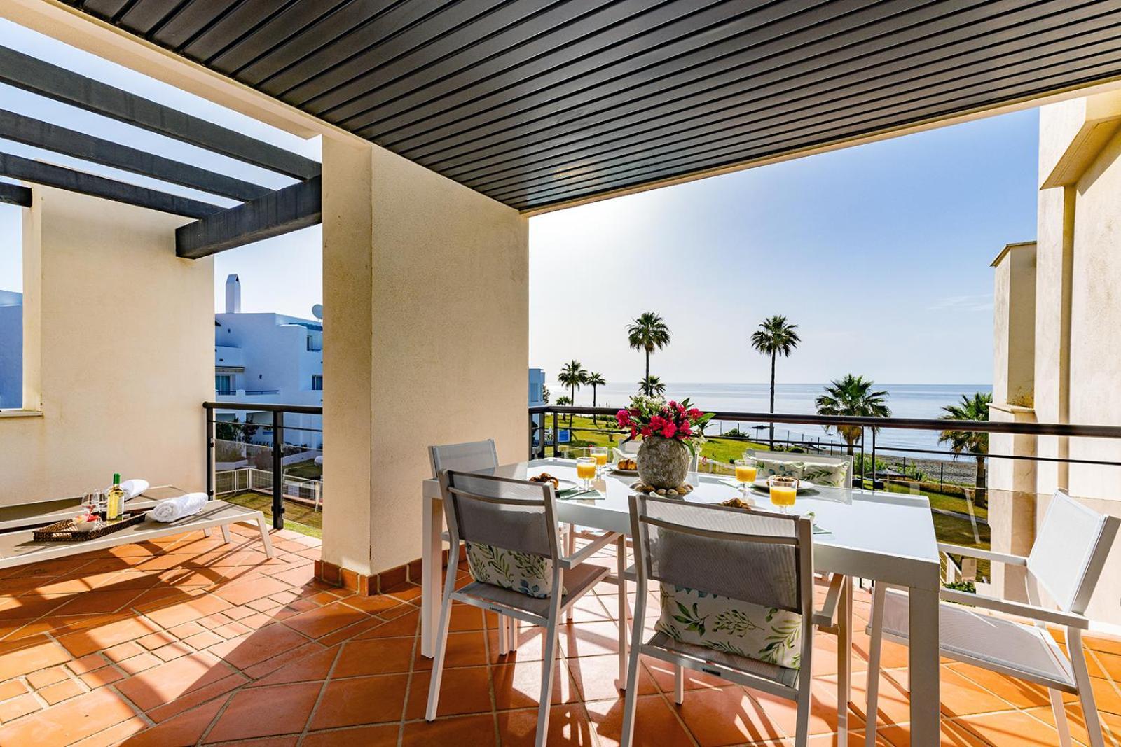 Sunrise Beach Front - Casares Del Mar Luaran gambar