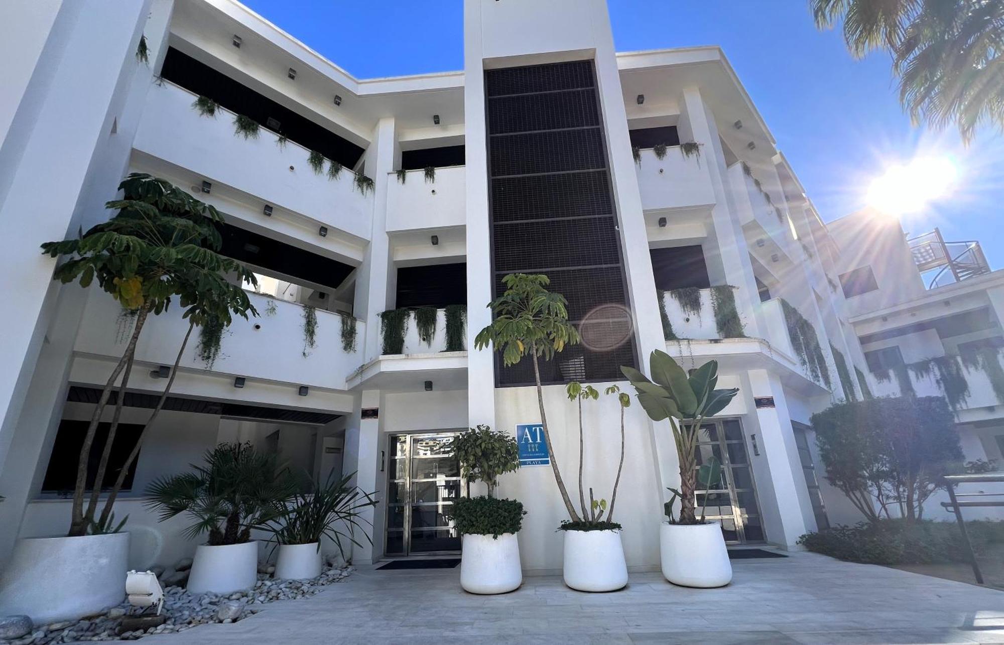 Sunrise Beach Front - Casares Del Mar Luaran gambar