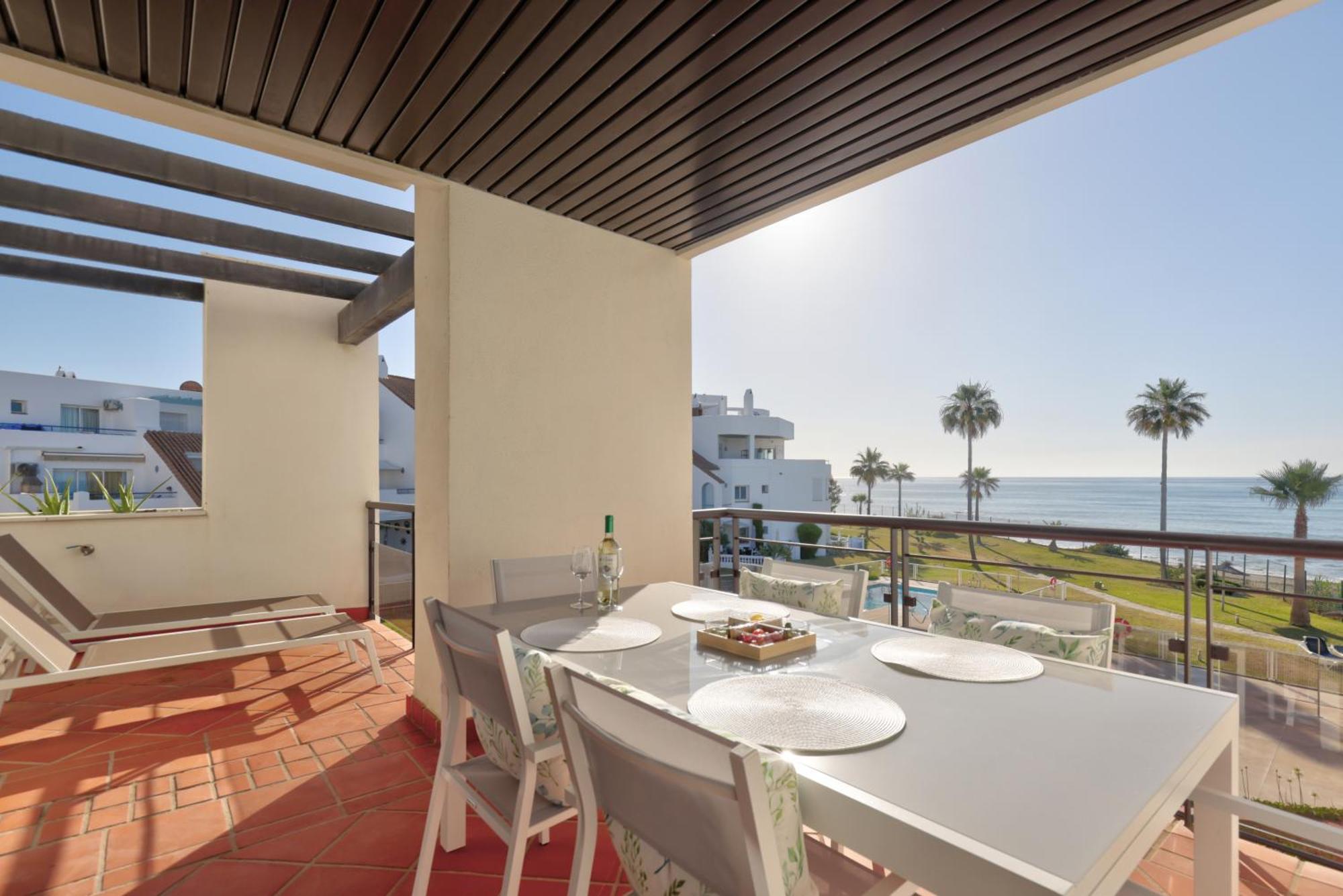 Sunrise Beach Front - Casares Del Mar Luaran gambar